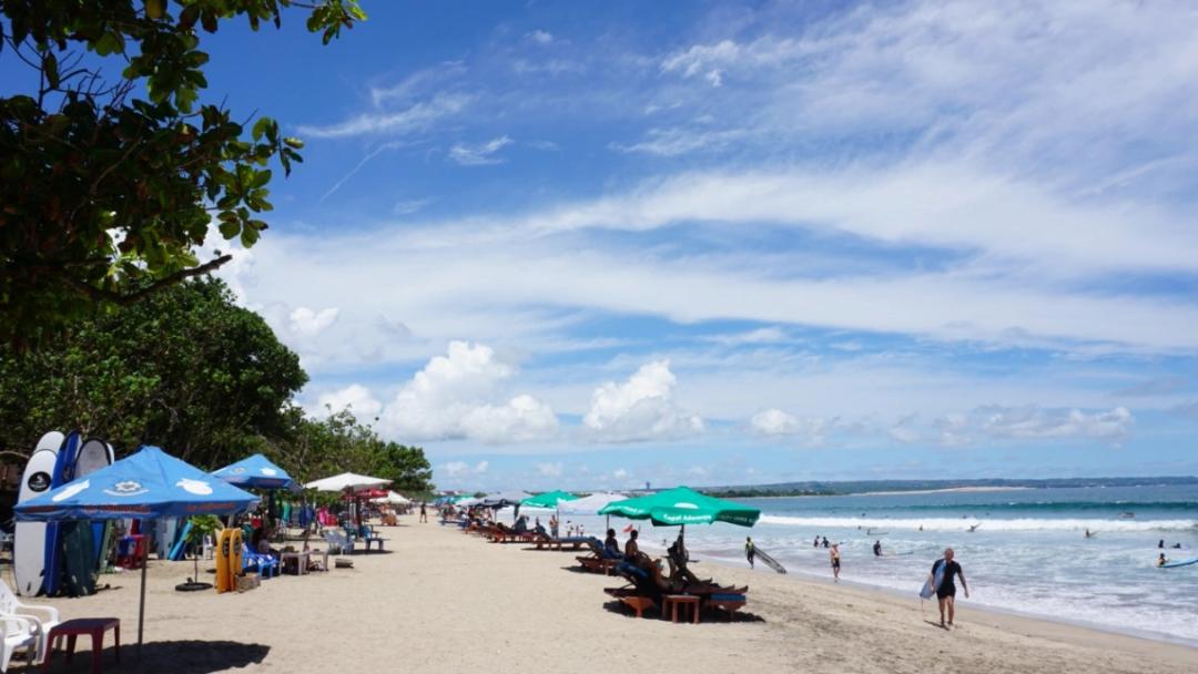 Surfing in Kuta, Bali: The Ultimate Guide to Learning and Progressing in Bali’s Most Famous Surf Destination